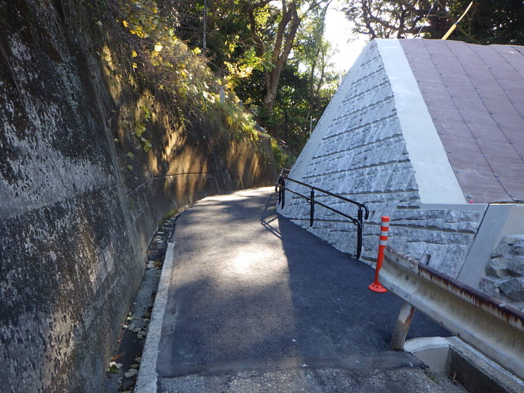 浦戸児童遊び場擁壁改修工事